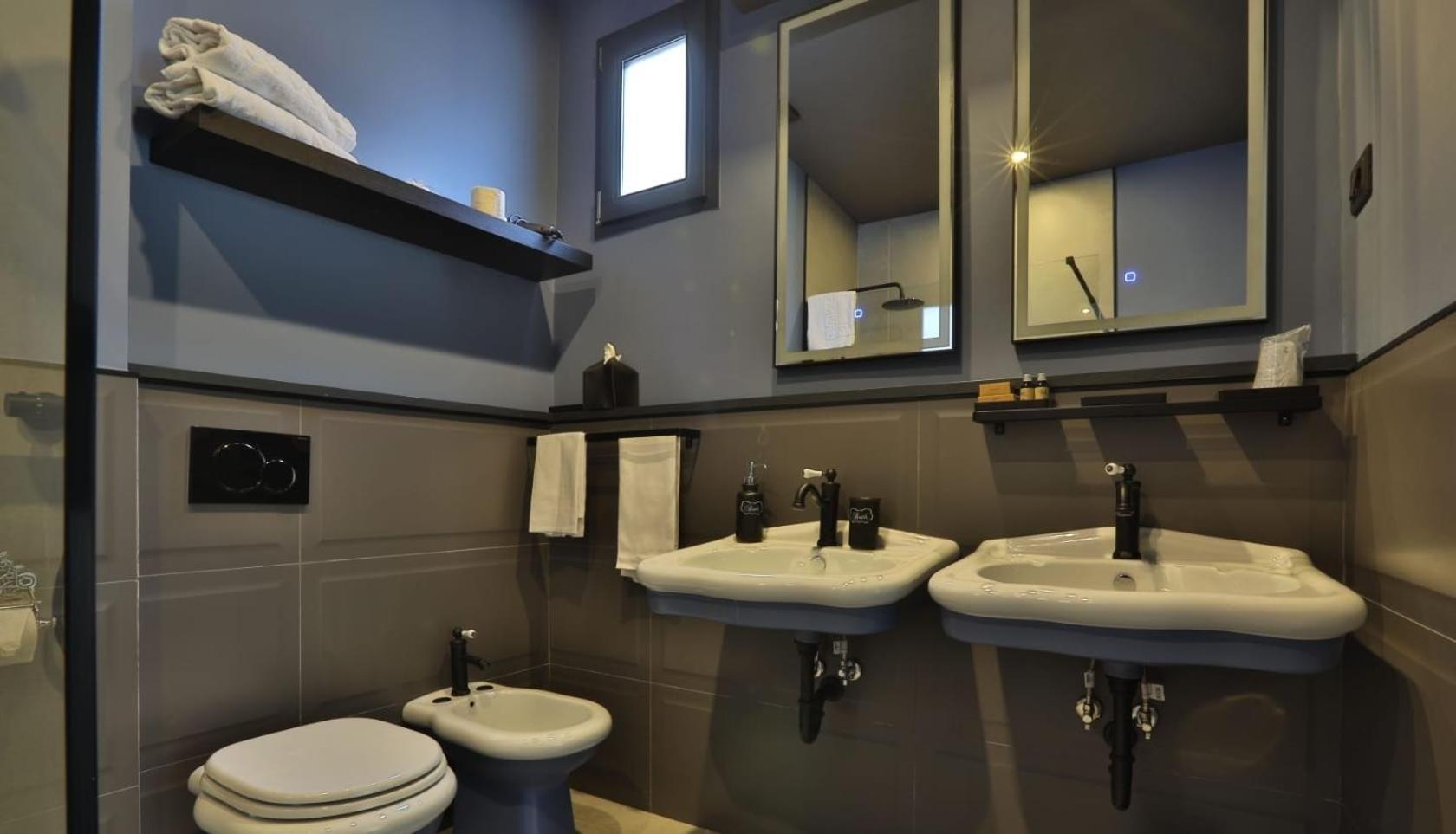 Forvm Bijoux Rooms Trieste Dış mekan fotoğraf